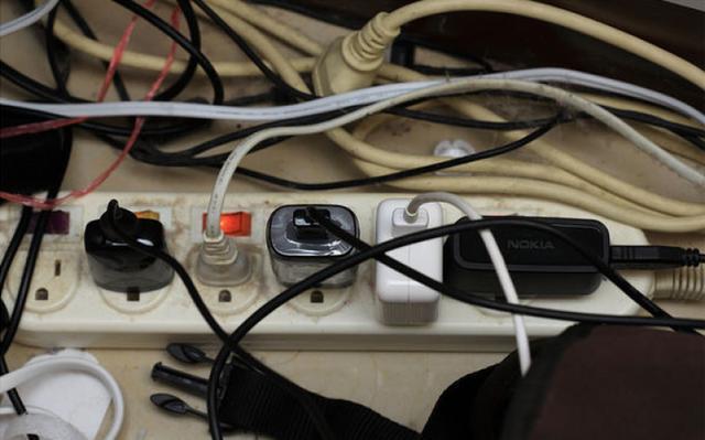 墙上没留插座怎么补救