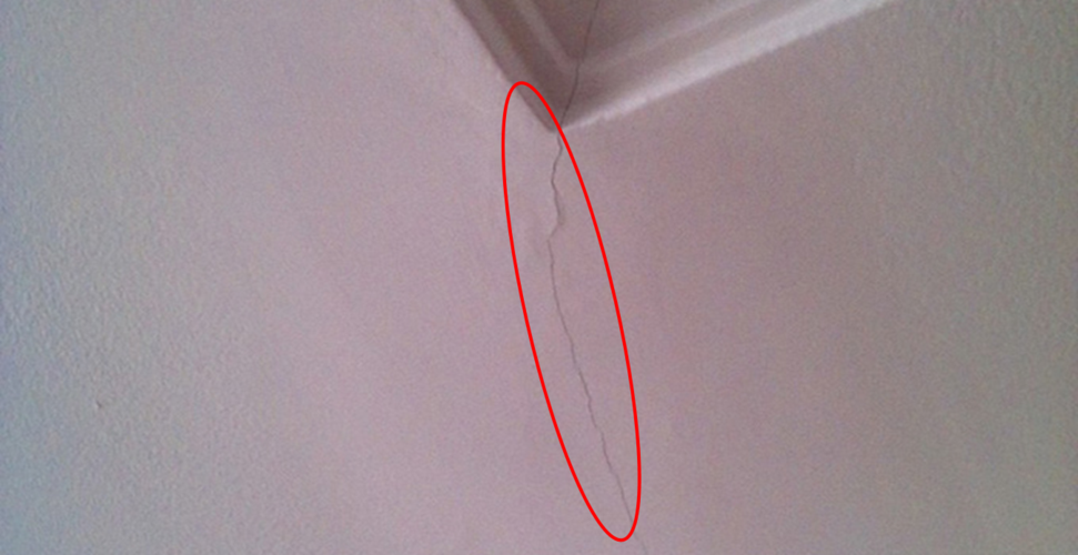 装修吊顶开裂正常吗