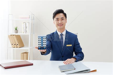 房产中介西装多少钱