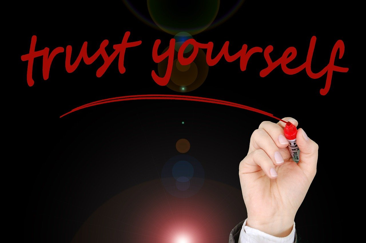 吴克群为读错沔阳道歉，引发热议，文化自信与公众期待下的明星责任