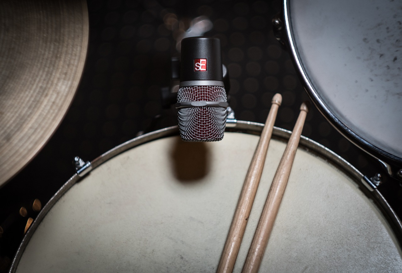 深度解析漫步者，带你领略震撼低音世界