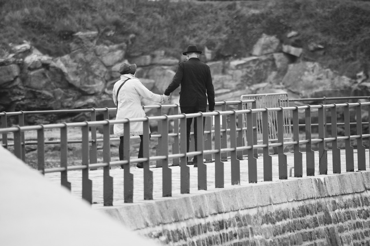 4岁幼子声声呼唤，癌症妈妈终离人世，爱与坚持的感人故事