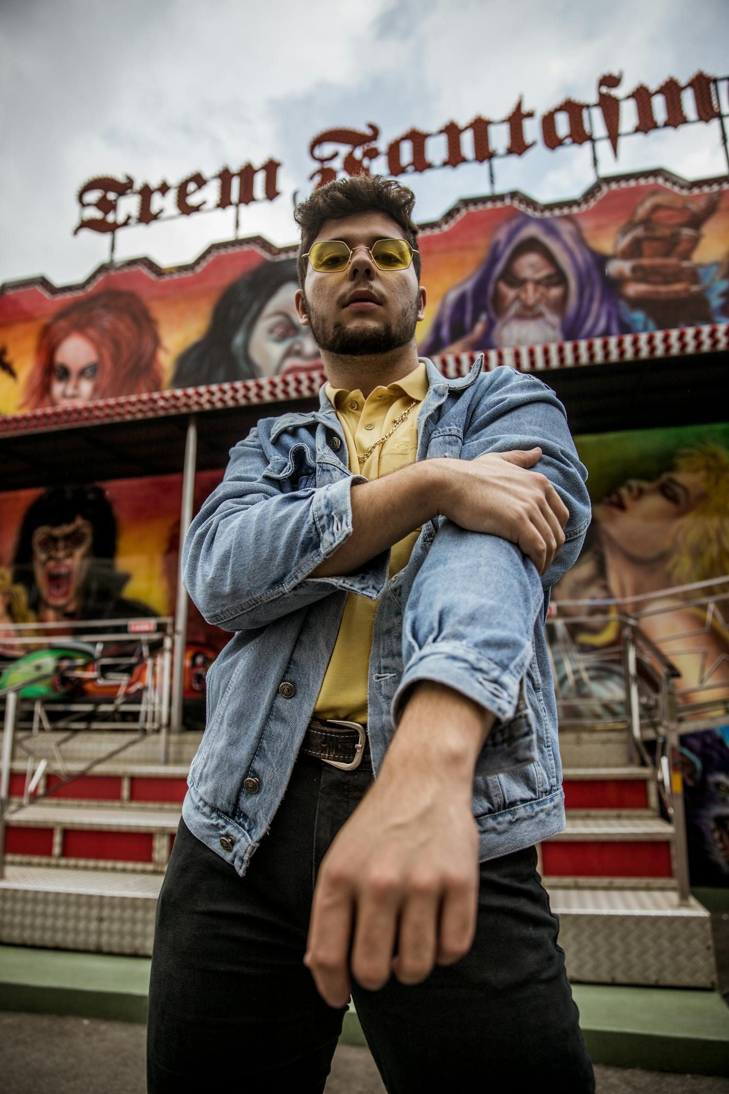 恐怖与娱乐，深度解析吓死人的鬼故事背后的艺术与心理效应