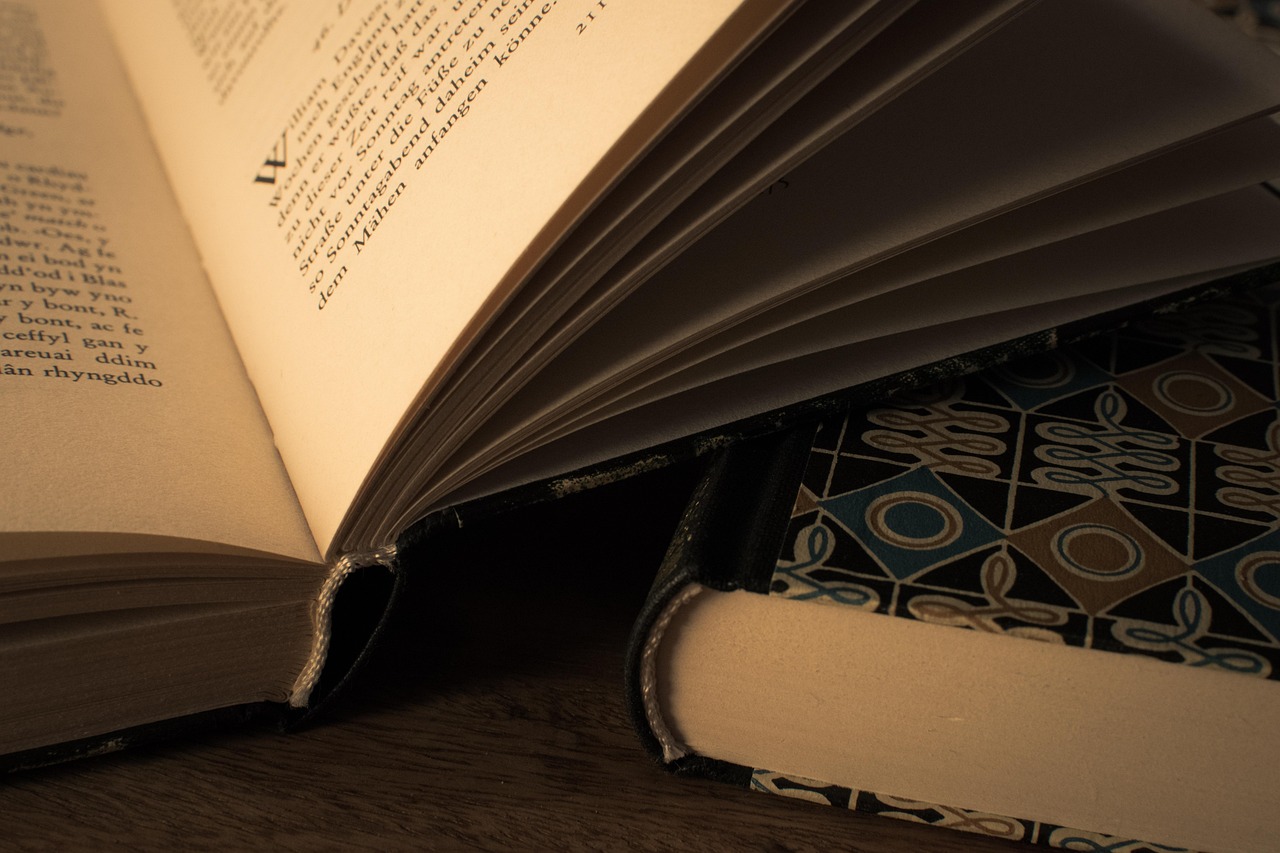 探索历史深处的智慧，古代民间故事三百篇的魅力与启示