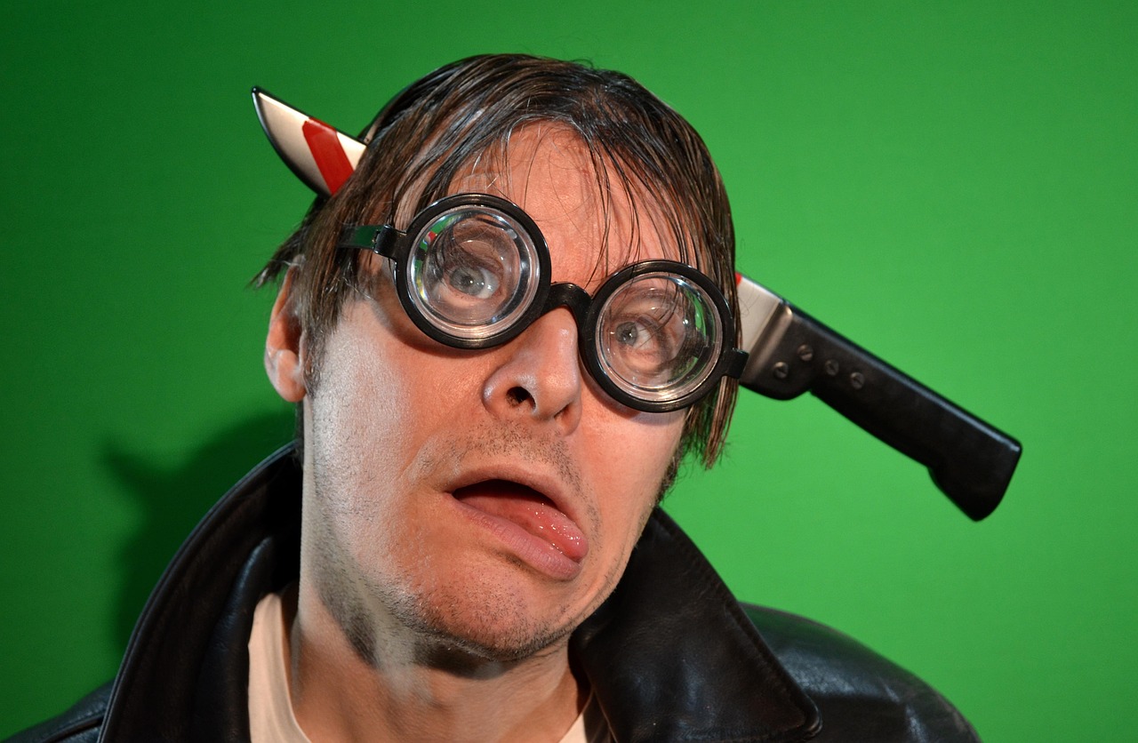 夜幕下的幽灵之声，香港电台鬼故事节目——编织恐惧与想象力的奇妙旅程