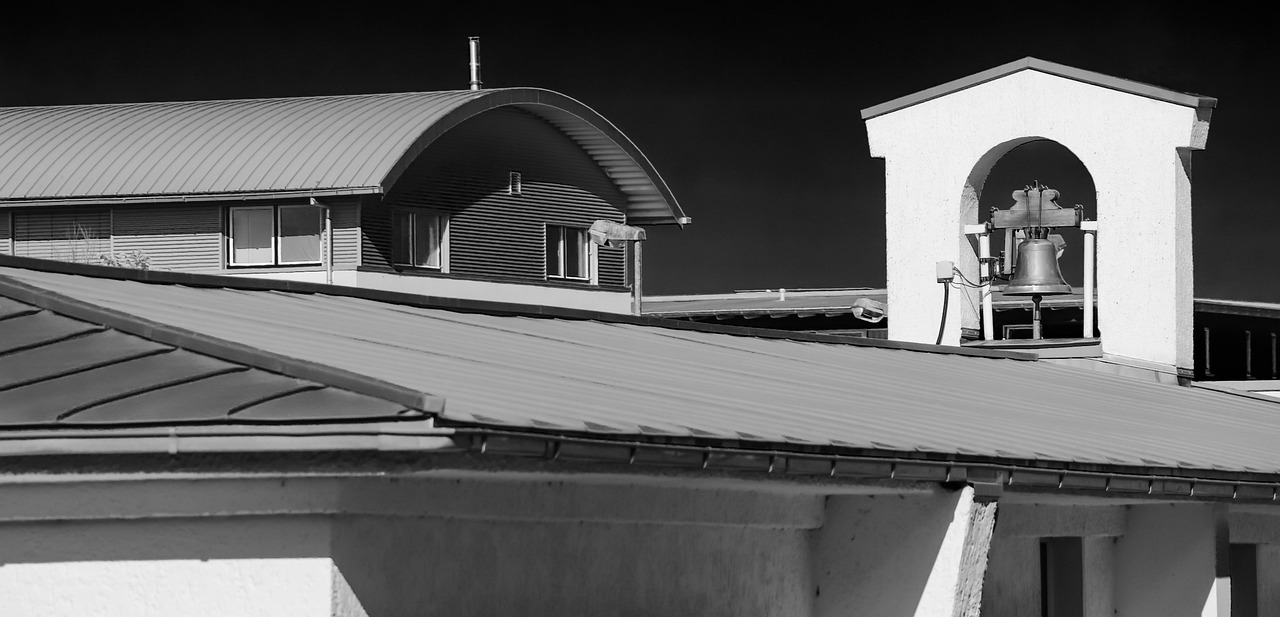 历史的隐秘与现代的交错