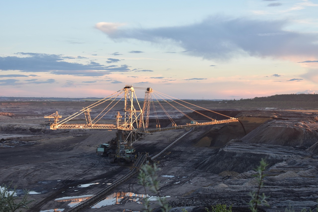 事关六代机 国防部回应了，中国航空科技的里程碑与未来展望