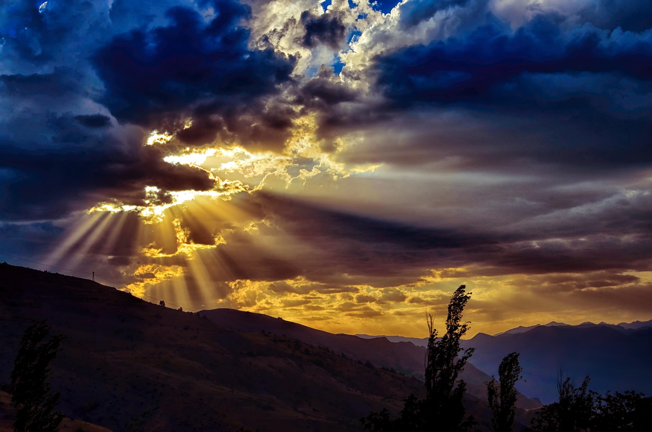 探索生活之光，寻找幸福与满足的源泉